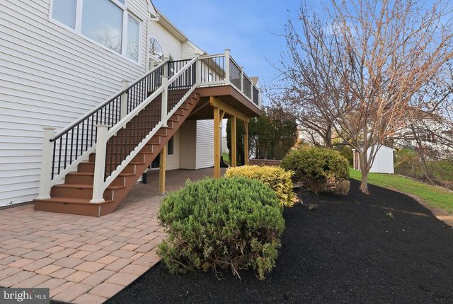 1035 HICKORY RIDGE DR, Chalfont, PA 18914