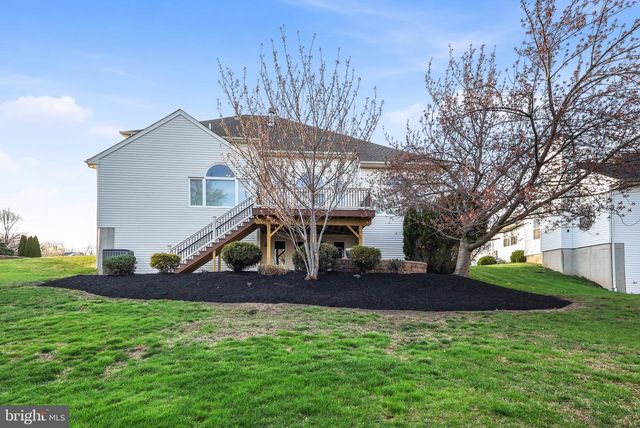 1035 HICKORY RIDGE DR, Chalfont, PA 18914