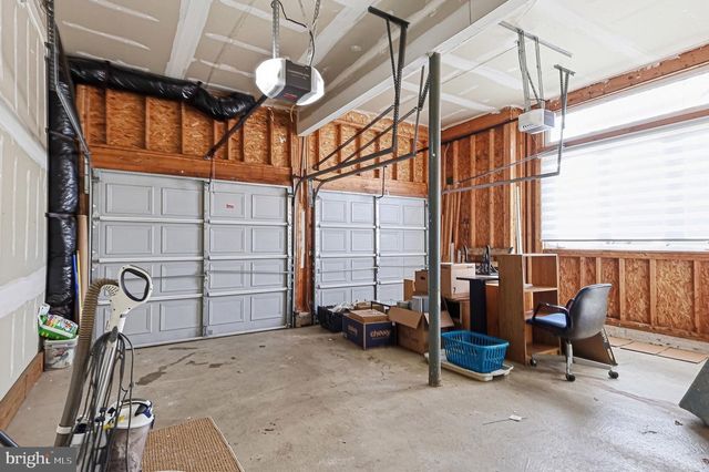 1035 HICKORY RIDGE DR, Chalfont, PA 18914