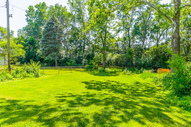 4068 Western Avenue, Western Springs, IL 60558