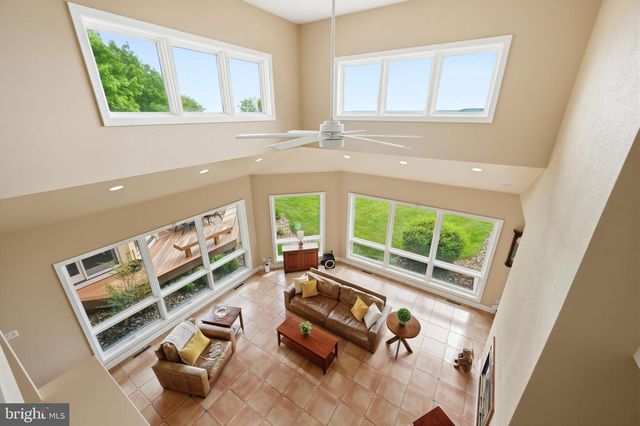 2832 COX NECK RD, Chester, MD 21619