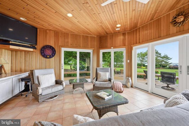 2832 COX NECK RD, Chester, MD 21619