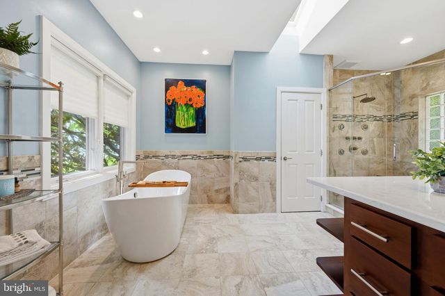 2832 COX NECK RD, Chester, MD 21619