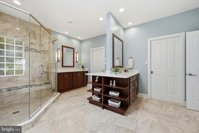 2832 COX NECK RD, Chester, MD 21619