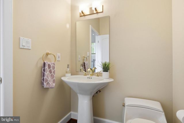 2832 COX NECK RD, Chester, MD 21619