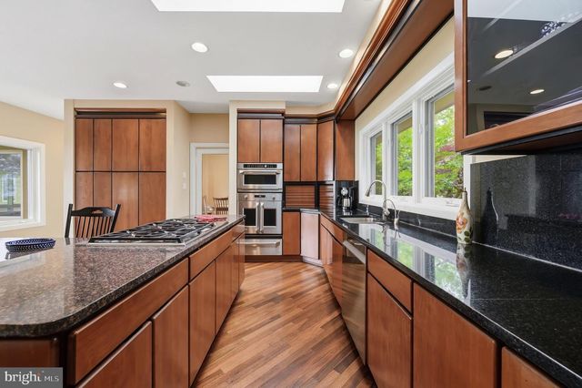 2832 COX NECK RD, Chester, MD 21619