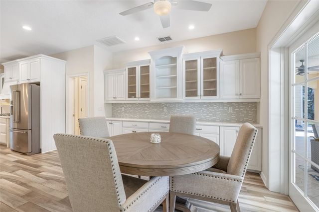 681 N Tomahawk Trail, Vero Beach, FL 32963