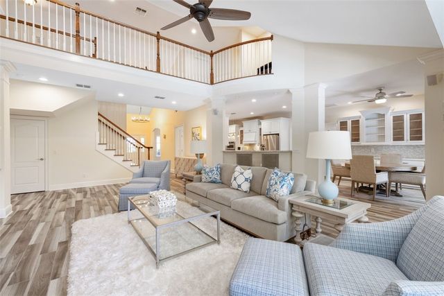 681 N Tomahawk Trail, Vero Beach, FL 32963