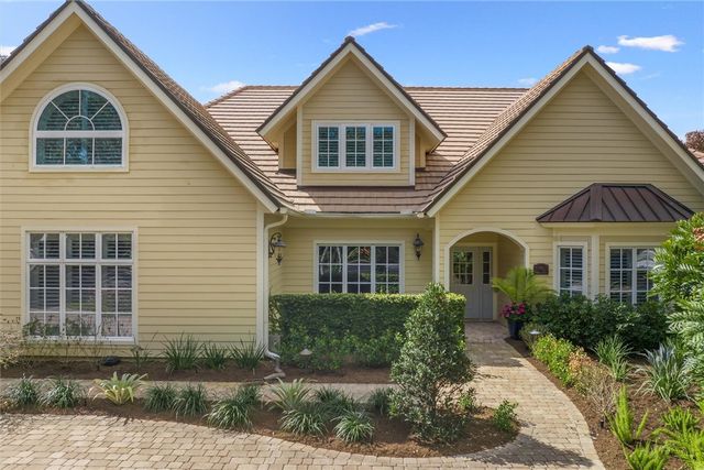 681 N Tomahawk Trail, Vero Beach, FL 32963