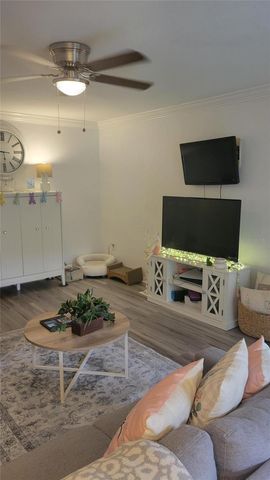 6255 TIMBERLY LANE, Zephyrhills, FL 33542