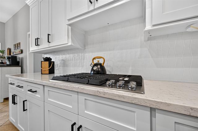 15922 Clipper Pointe Drive, Cypress, TX 77429