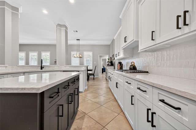 15922 Clipper Pointe Drive, Cypress, TX 77429