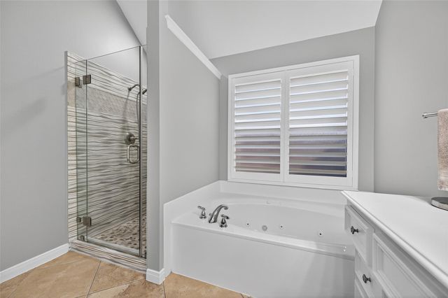 15922 Clipper Pointe Drive, Cypress, TX 77429