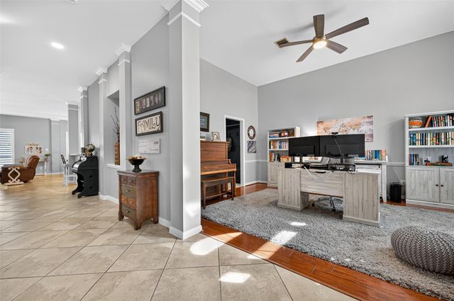 15922 Clipper Pointe Drive, Cypress, TX 77429