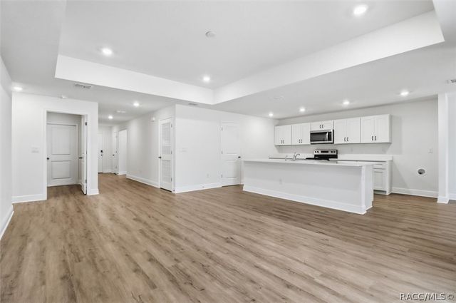 9228 N Athens Drive, Dunnellon, FL 34433