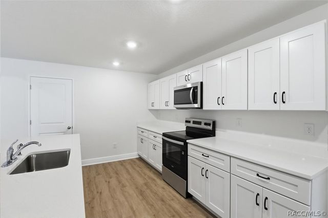 9228 N Athens Drive, Dunnellon, FL 34433