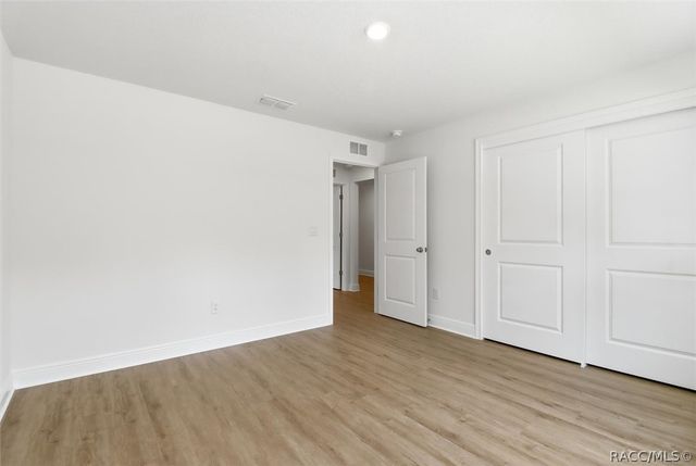 9228 N Athens Drive, Dunnellon, FL 34433