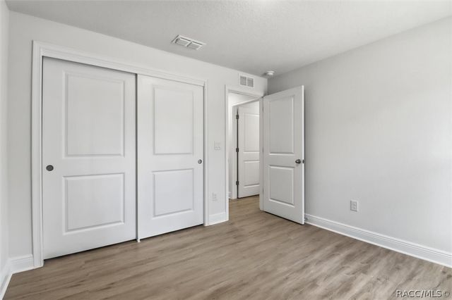 9228 N Athens Drive, Dunnellon, FL 34433