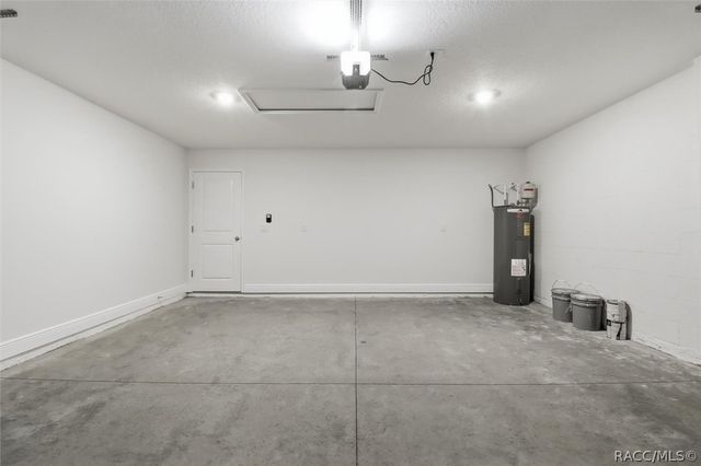 9228 N Athens Drive, Dunnellon, FL 34433