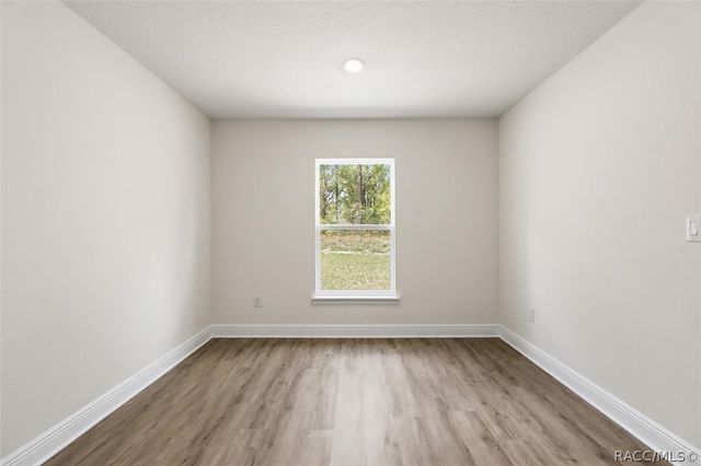 9228 N Athens Drive, Dunnellon, FL 34433