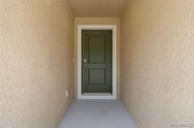 9228 N Athens Drive, Dunnellon, FL 34433