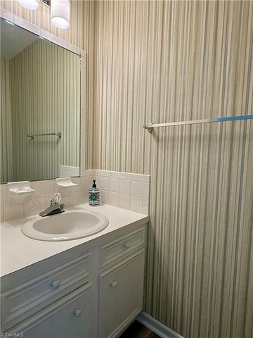 3131 Burke Mill Court, Winston-salem, NC 27103