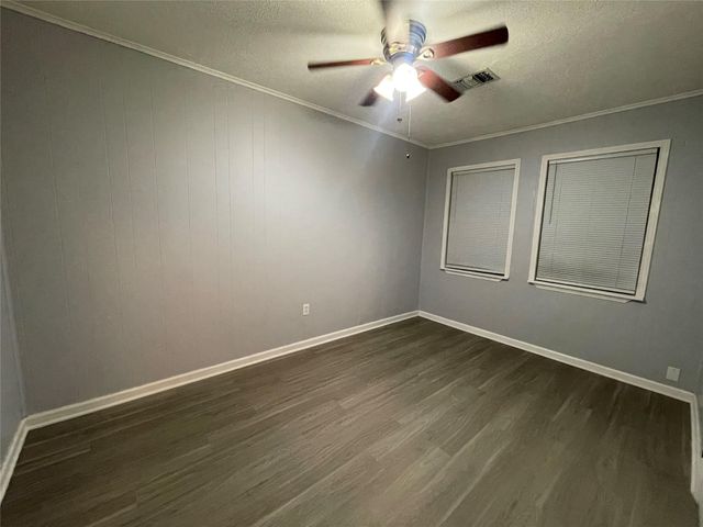 2617 Oleander Dr, Pasadena, TX 77503
