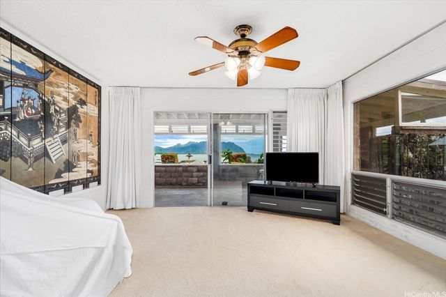 47-271 Miomio Loop, Kaneohe, HI 96744