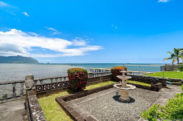 47-271 Miomio Loop, Kaneohe, HI 96744