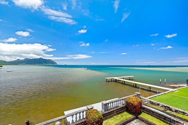 47-271 Miomio Loop, Kaneohe, HI 96744