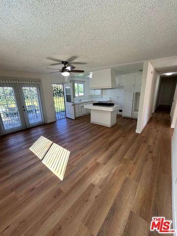 22739 Marlin Place, West Hills (los Angeles), CA 91307