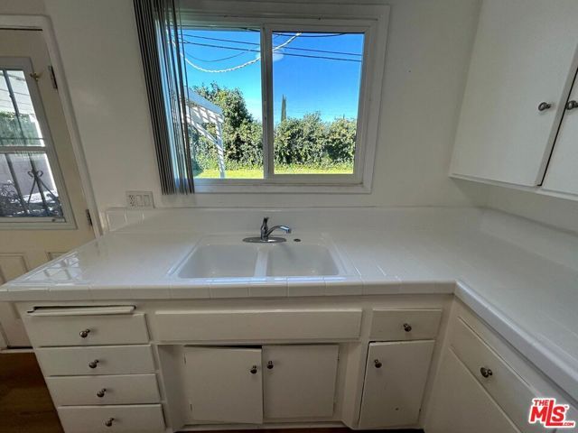 22739 Marlin Place, West Hills (los Angeles), CA 91307