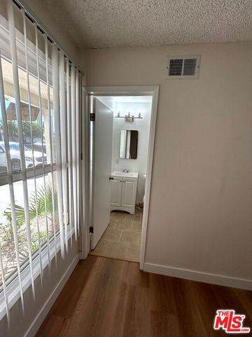 22739 Marlin Place, West Hills (los Angeles), CA 91307