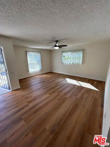 22739 Marlin Place, West Hills (los Angeles), CA 91307