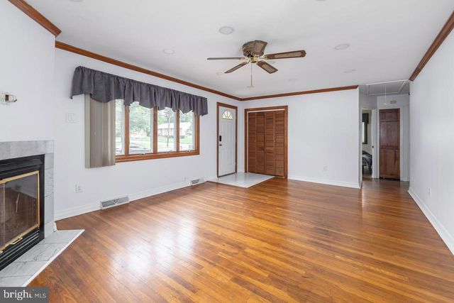 805 W WOOD AVE, Somerdale, NJ 08083