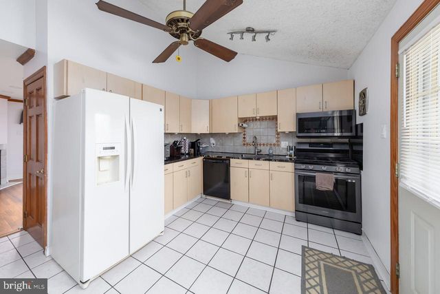 805 W WOOD AVE, Somerdale, NJ 08083