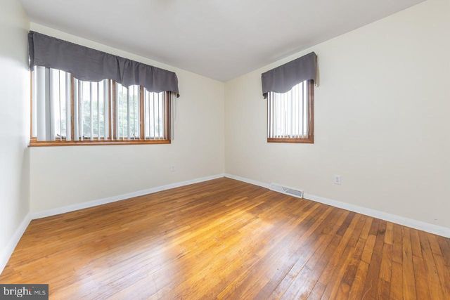 805 W WOOD AVE, Somerdale, NJ 08083