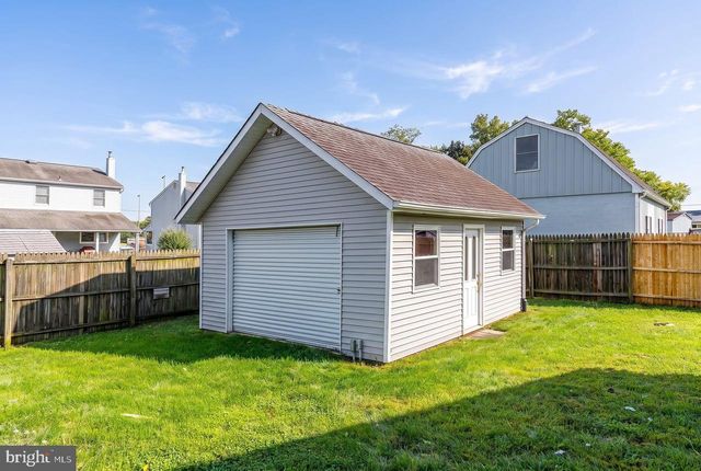 805 W WOOD AVE, Somerdale, NJ 08083