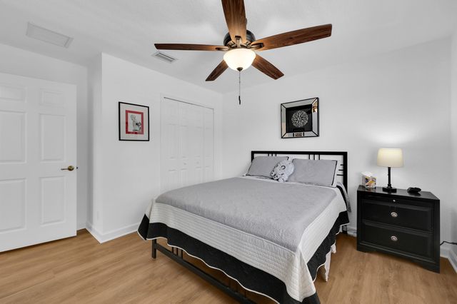 5801 SE Crooked Oak Avenue, Hobe Sound, FL 33455