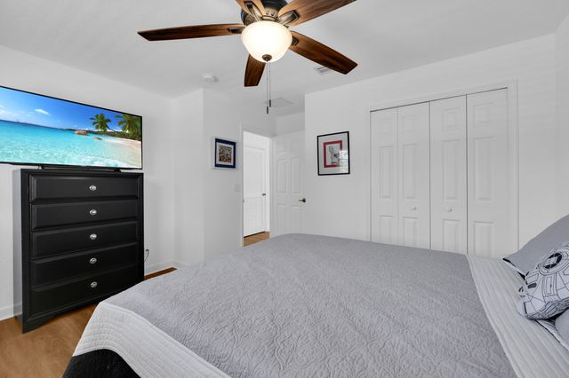 5801 SE Crooked Oak Avenue, Hobe Sound, FL 33455