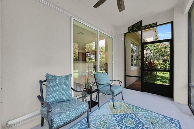 5801 SE Crooked Oak Avenue, Hobe Sound, FL 33455