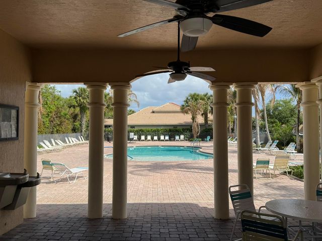 5801 SE Crooked Oak Avenue, Hobe Sound, FL 33455