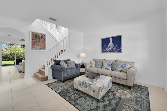 5801 SE Crooked Oak Avenue, Hobe Sound, FL 33455