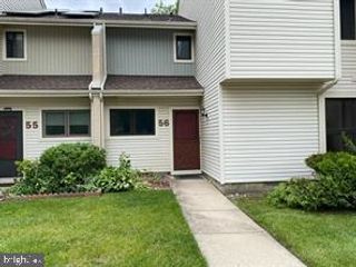 56 VIBURNUM LN, Mount Laurel, NJ 08054