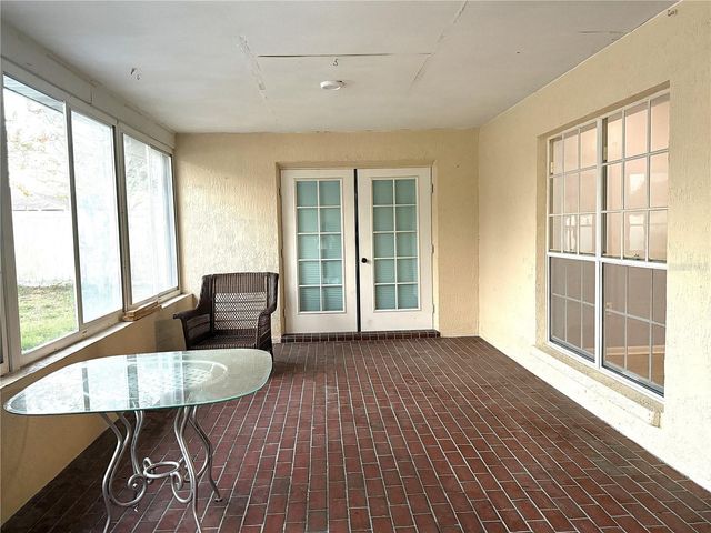 8840 MARTINIQUE LANE, Port Richey, FL 34668