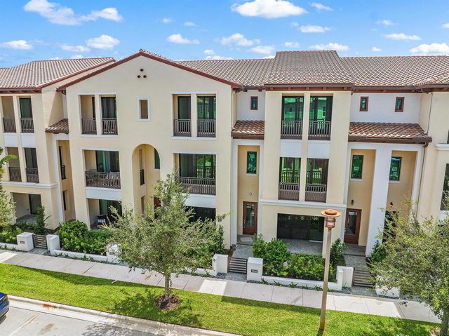 5268 Beckman Terrace, Palm Beach Gardens, FL 33418