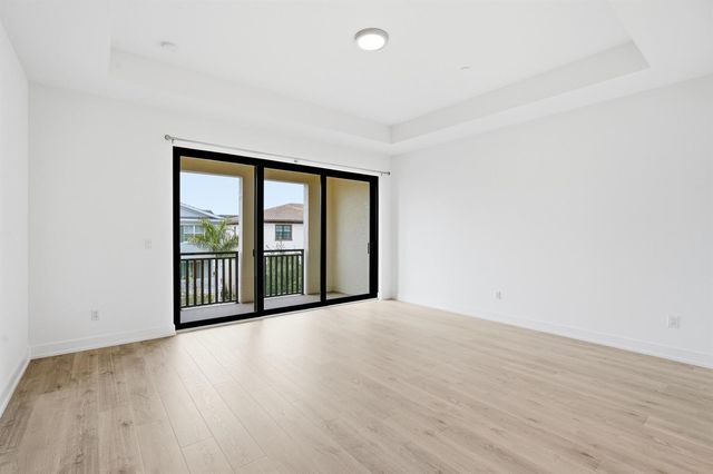 5268 Beckman Terrace, Palm Beach Gardens, FL 33418