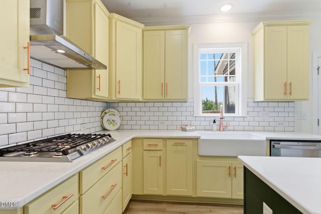 185 Stephens Way, Youngsville, NC 27596