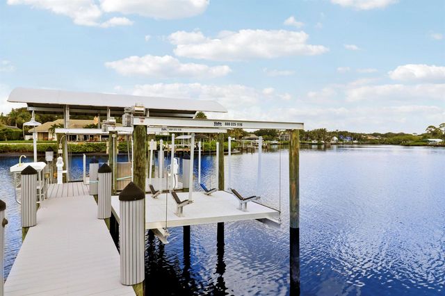 18411 SE Lakeside Drive, Jupiter, FL 33469