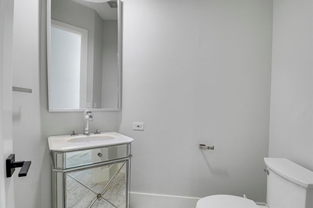 18411 SE Lakeside Drive, Jupiter, FL 33469